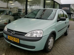 Opel Corsa 1.2 16V 3D Base