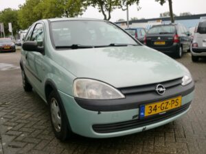 Opel Corsa 1.2 16V 3D Base